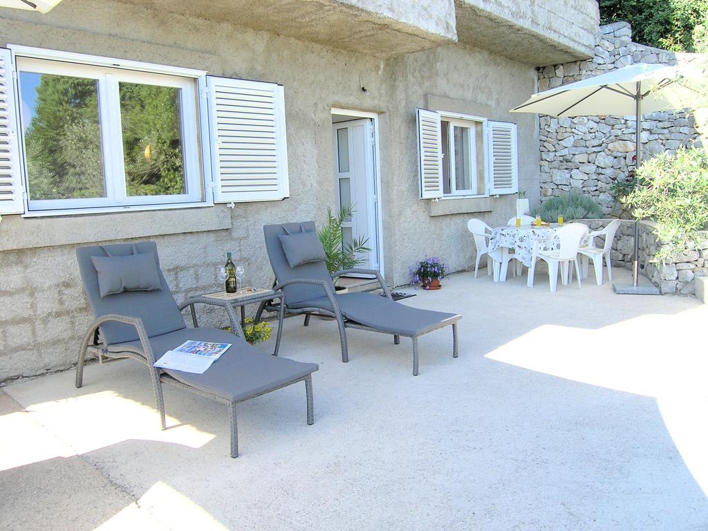 Apartments Dagmar Krk Town Exterior foto